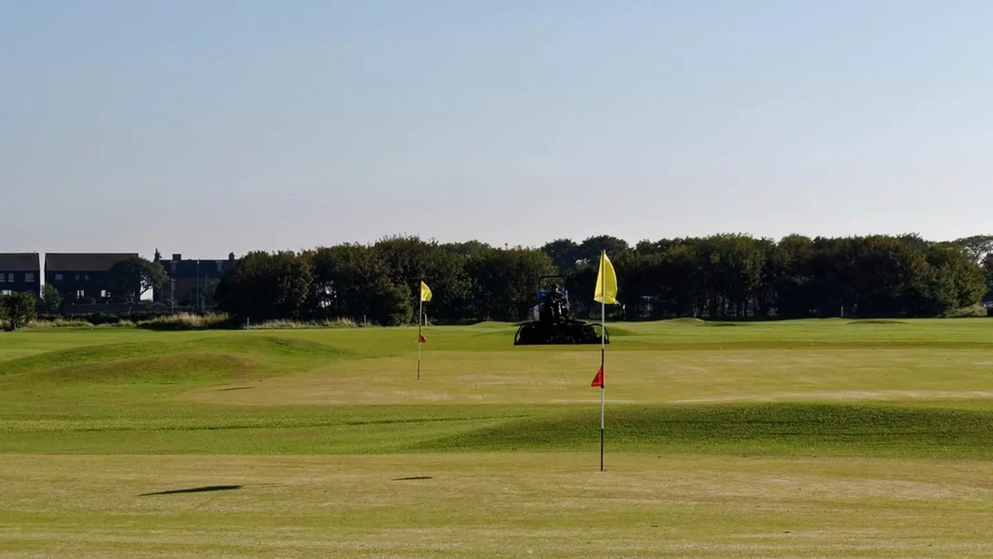 Golf Etiquette: 20 Rules Every New Golfer Should Know